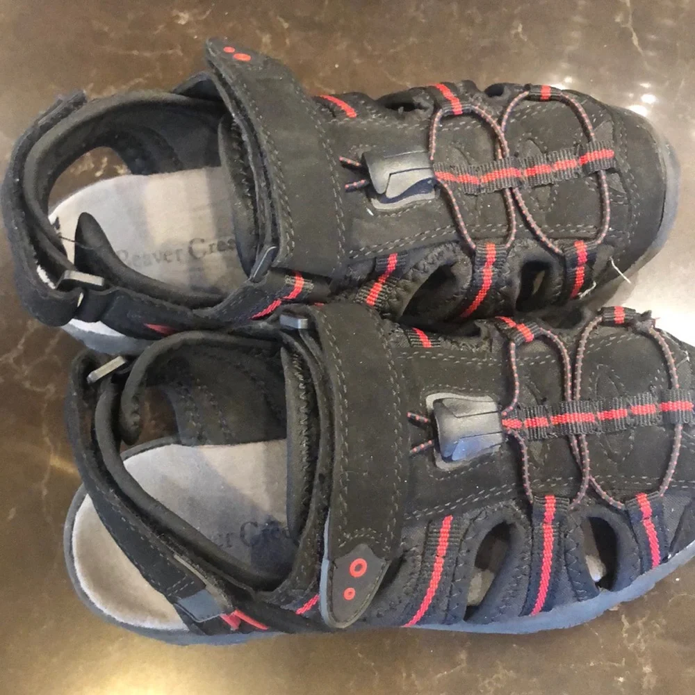 Beaver Creek kids black‎ red adventure Ari sandals